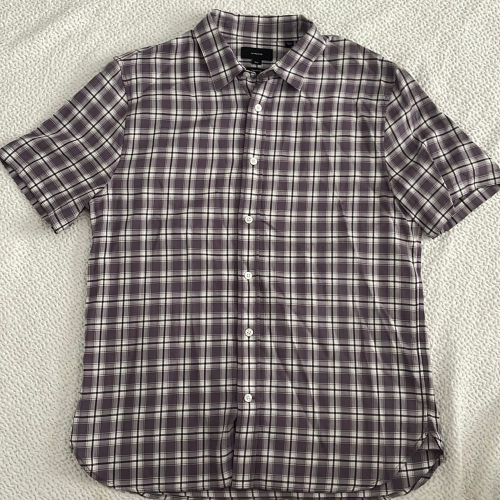 Vince. Classic Fit Short Sleeved Buttondown